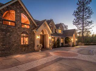 19375 Mountain Maple Rd, Lakehead, CA 96051