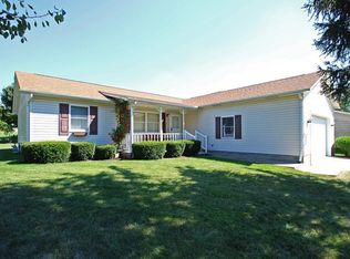 220 Pontious Ln, Circleville, OH 43113