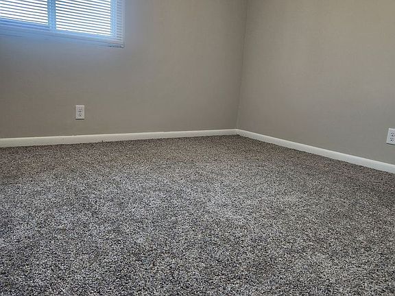 2nd image of 3209 N 41st St #15
