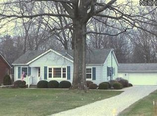 10595 Indian Hollow Rd, Elyria, OH 44035