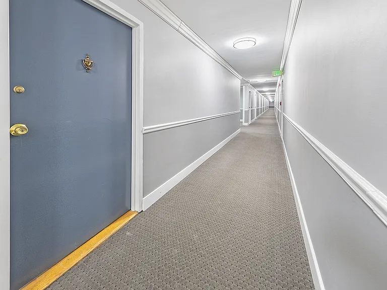 600 Roosevelt Blvd #415 — Photo 9