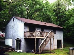 32 Lakeview Ter, Sandy Hook, CT 06482
