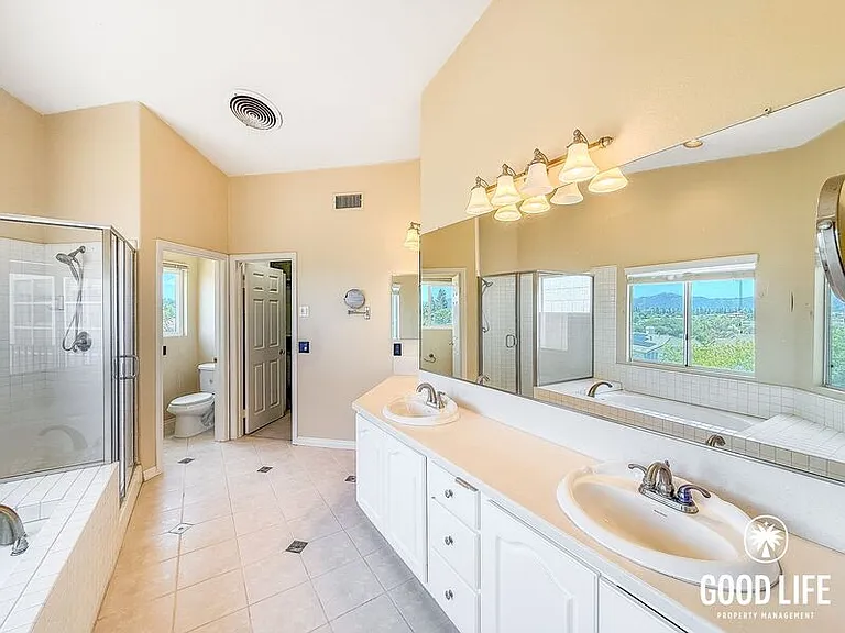 17821 Kachina Ct — Photo 8