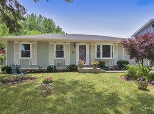 4317 Prairie Ave, McHenry, IL 60050