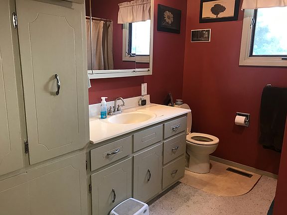 4th image of 10888 Pawnee Ave
