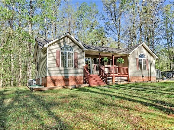3rd image of 1961 Autumn Oaks Ln