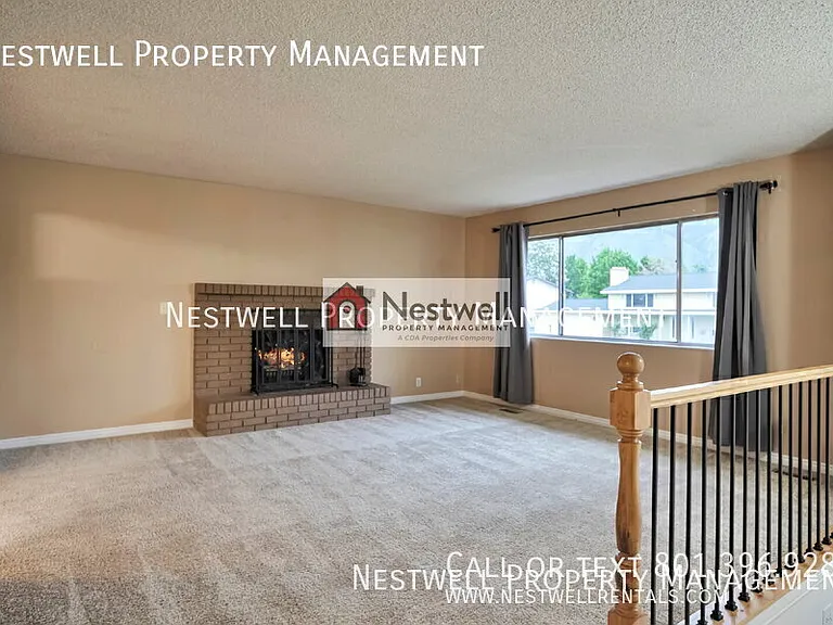 815 E Dusty Rock Pl — Photo 10