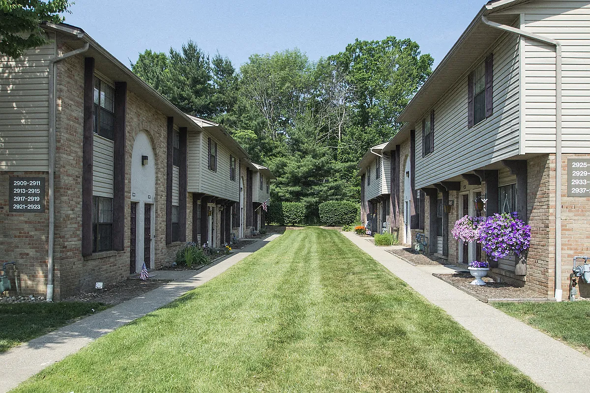 Building Photo - Perry Hills Colony