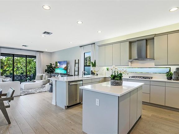 5th image of 4037 Nova Ln