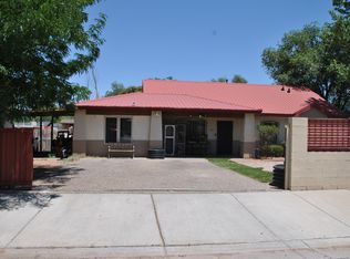 1567 Las Glorietas SW, Albuquerque, NM 87105