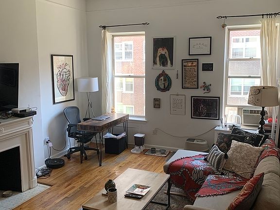 4th image of 315 W 75th St APT 3R