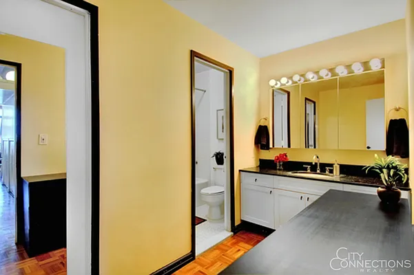 Rented by City Connections Realty | media 23