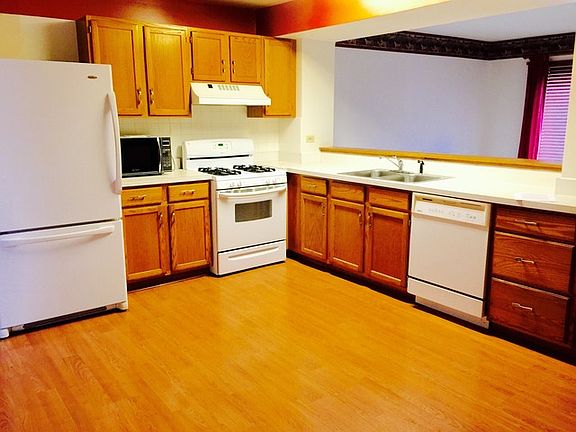 5th image of 309 Peachtree Ct #309