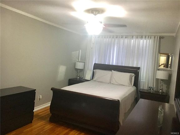 5th image of 440 Warburton Ave APT 7A