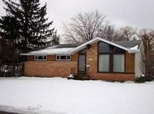21761 Briarwood Dr, Fairview Park, OH