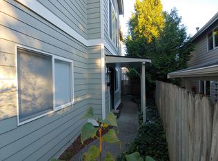 8428 143rd Ct NE #B, Redmond, WA 98052