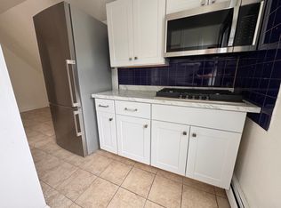 772 Park Ave Floor 3, East Orange, NJ 07017