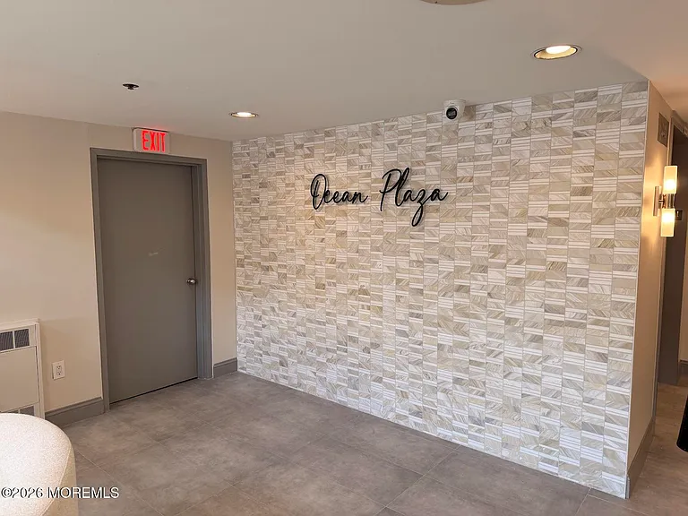 525 Ocean Blvd #405 — Photo 3