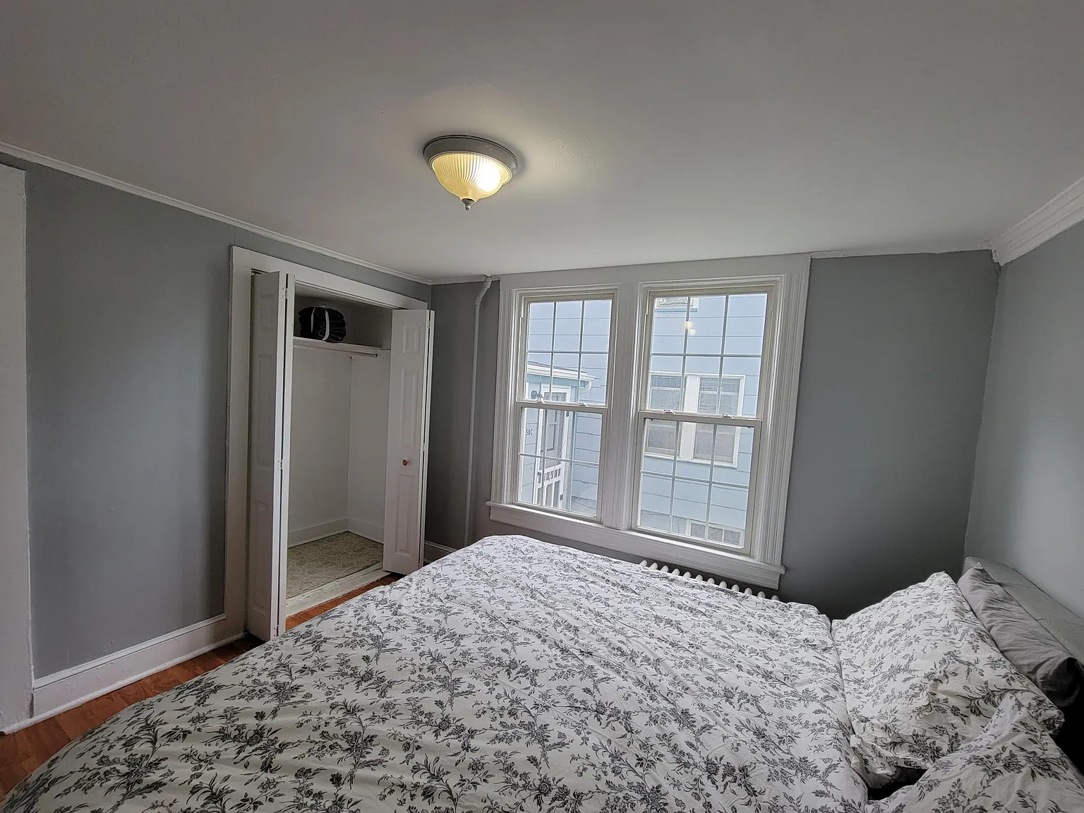 2 bed, 800 sqft, $1,800 — Photo 3