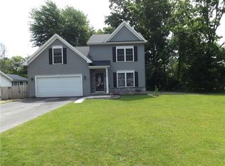 936 Gravel Rd, Webster, NY 14580