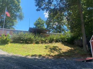 837 Riceville Rd, Asheville, NC 28805