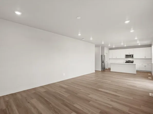 3589 S 3150 West St, West Haven, UT 84401