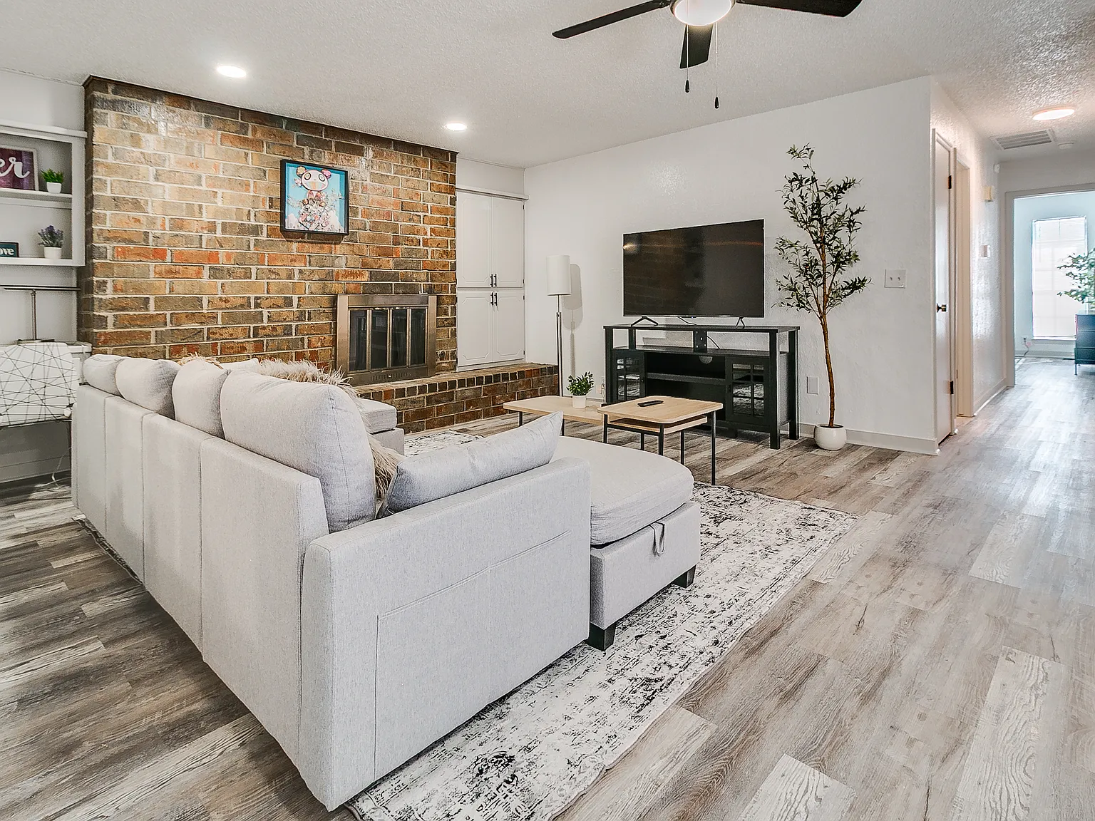 3 bed, 1254 sqft, $1,495 — Photo 3