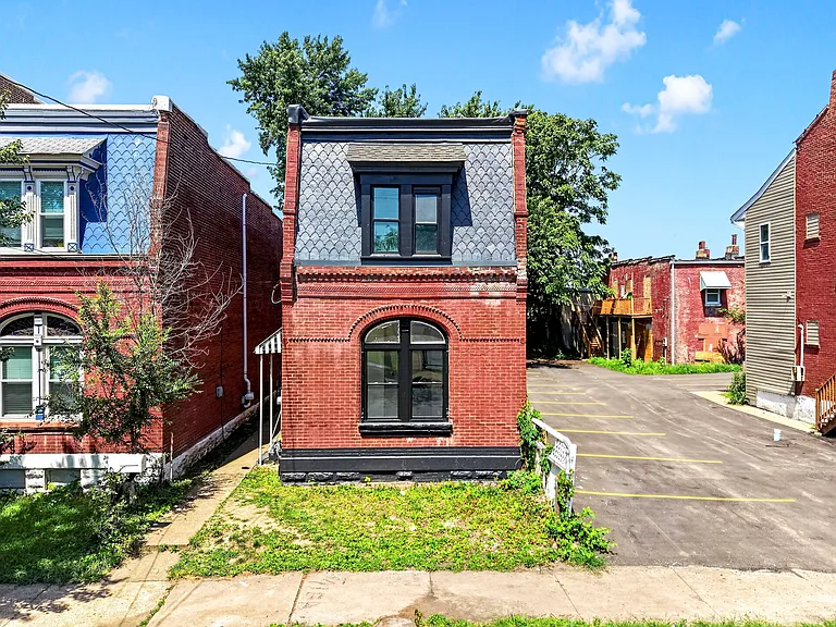 3647 Wisconsin Ave — Photo 35
