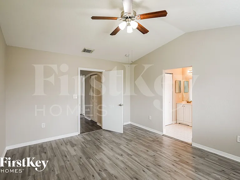 18050 SW 142nd Ct — Photo 9