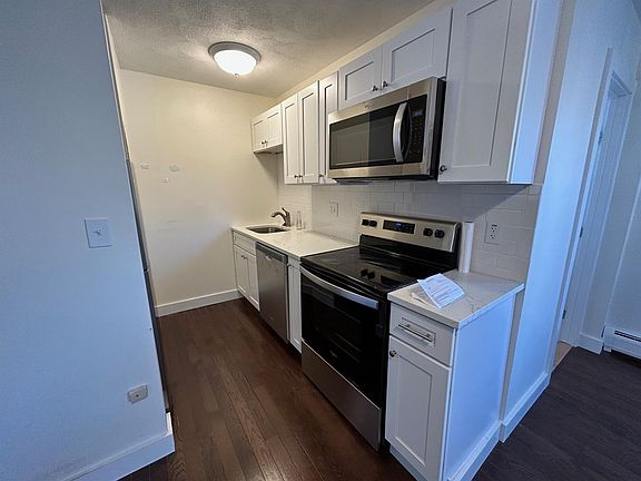 2nd image of 145 Highland Ave APT 2