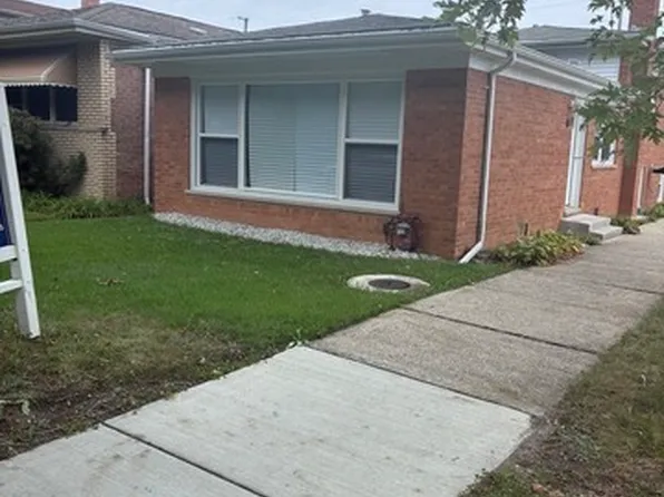 (undisclosed Address), Chicago, IL 60619