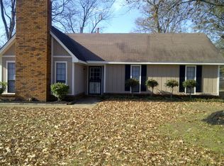 5853 Garden Ridge Dr, Millington, TN 38053