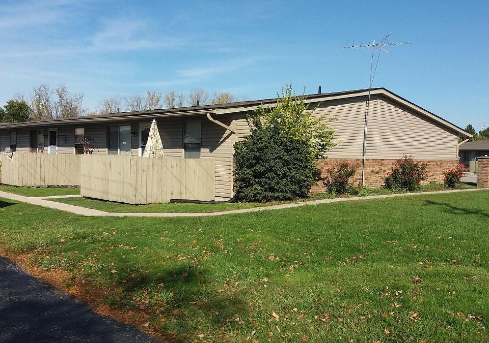 1st image of 203 Community Dr APT D