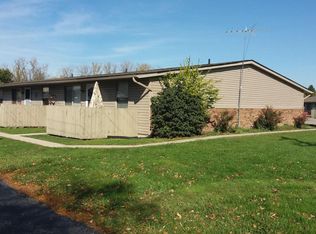 203 Community Dr APT D, Marion, OH 43302