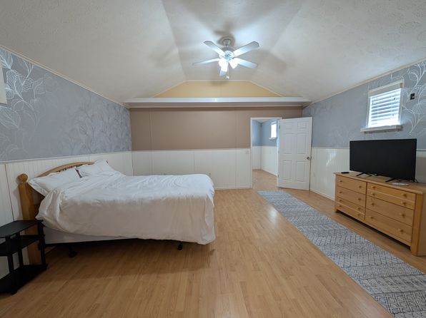 (undisclosed Address)