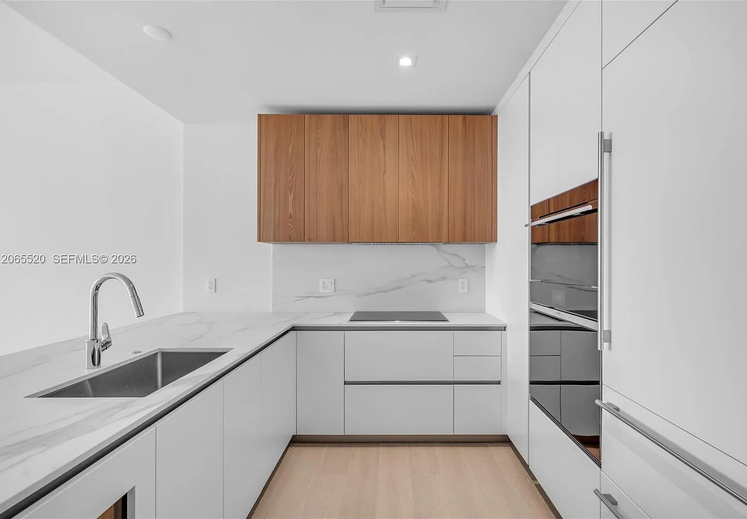 Casa Bella Residences — Photo 4