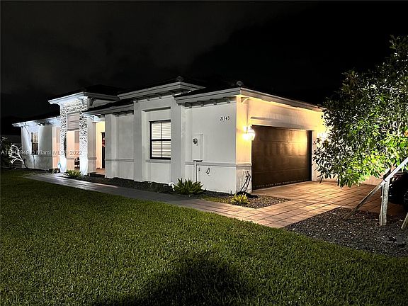 4th image of 21343 SW 132nd Pl
