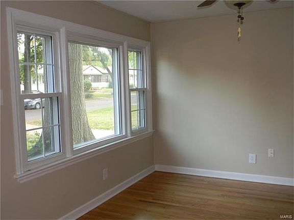 3rd image of 4435 Herbert Ave