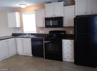 207 C St, Dickinson, ND 58601