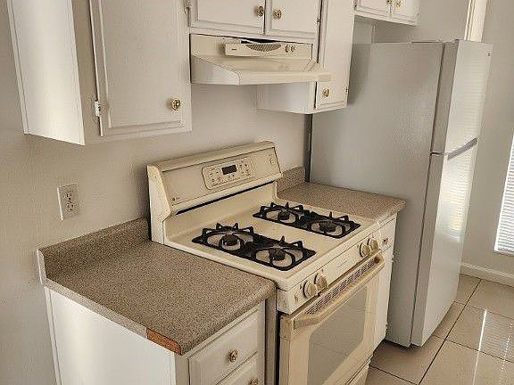 3rd image of 1405 Vegas Valley Dr APT 393