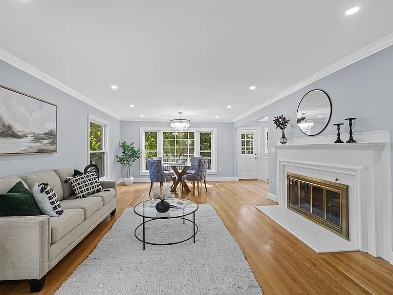 108 Radcliffe Rd — Photo 5