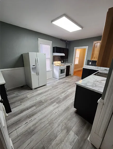 207 N 6th St #1 — Photo 9