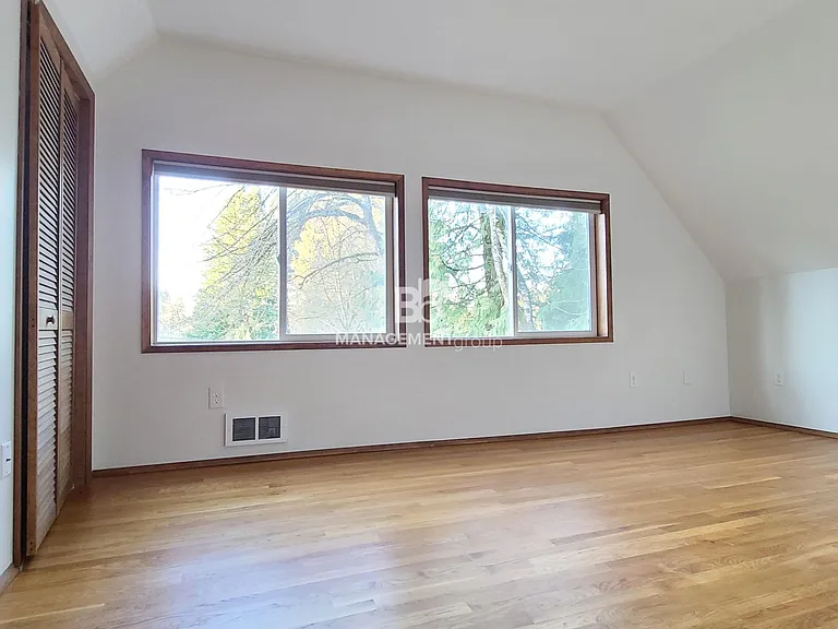 3708 Kenthorpe Way — Photo 14