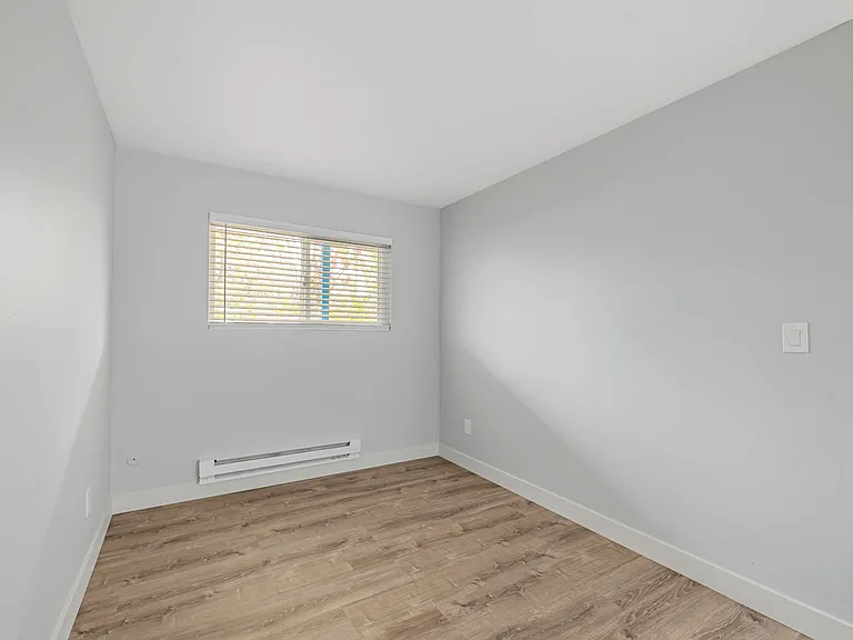Silicon Valley Apartments — Photo 27