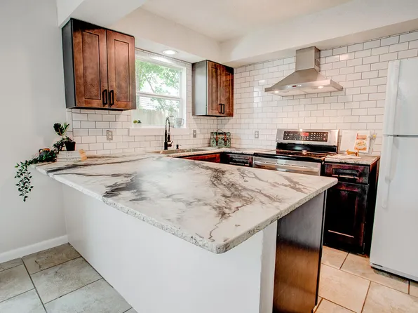 636 Carnathan Ct, Fort Walton Beach, FL 32547