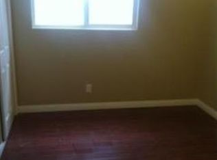 461 E Lomita Blvd, Carson, CA 90745