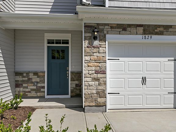 4th image of 1829 Hinesley Dr
