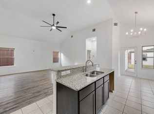 15422 Dorothy Nell Dr, Dallas, TX 75253