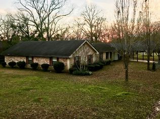 606 Grady St, Ellisville, MS 39437
