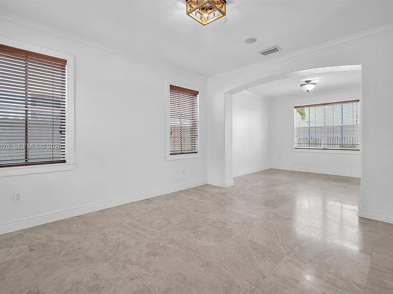 2155 SW 156th Ct — Photo 13
